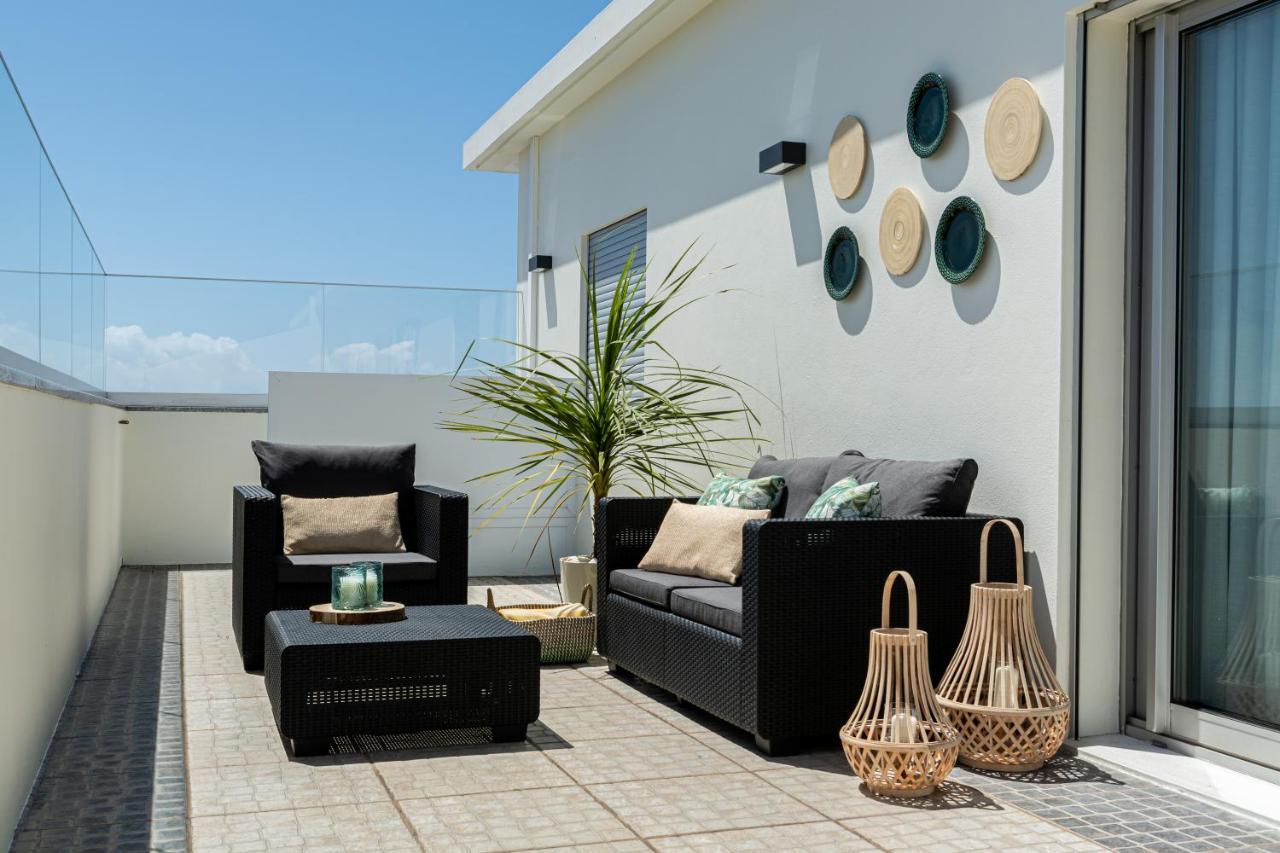 Terrace Apartment ปอนตาเดลกาดา ภายนอก รูปภาพ