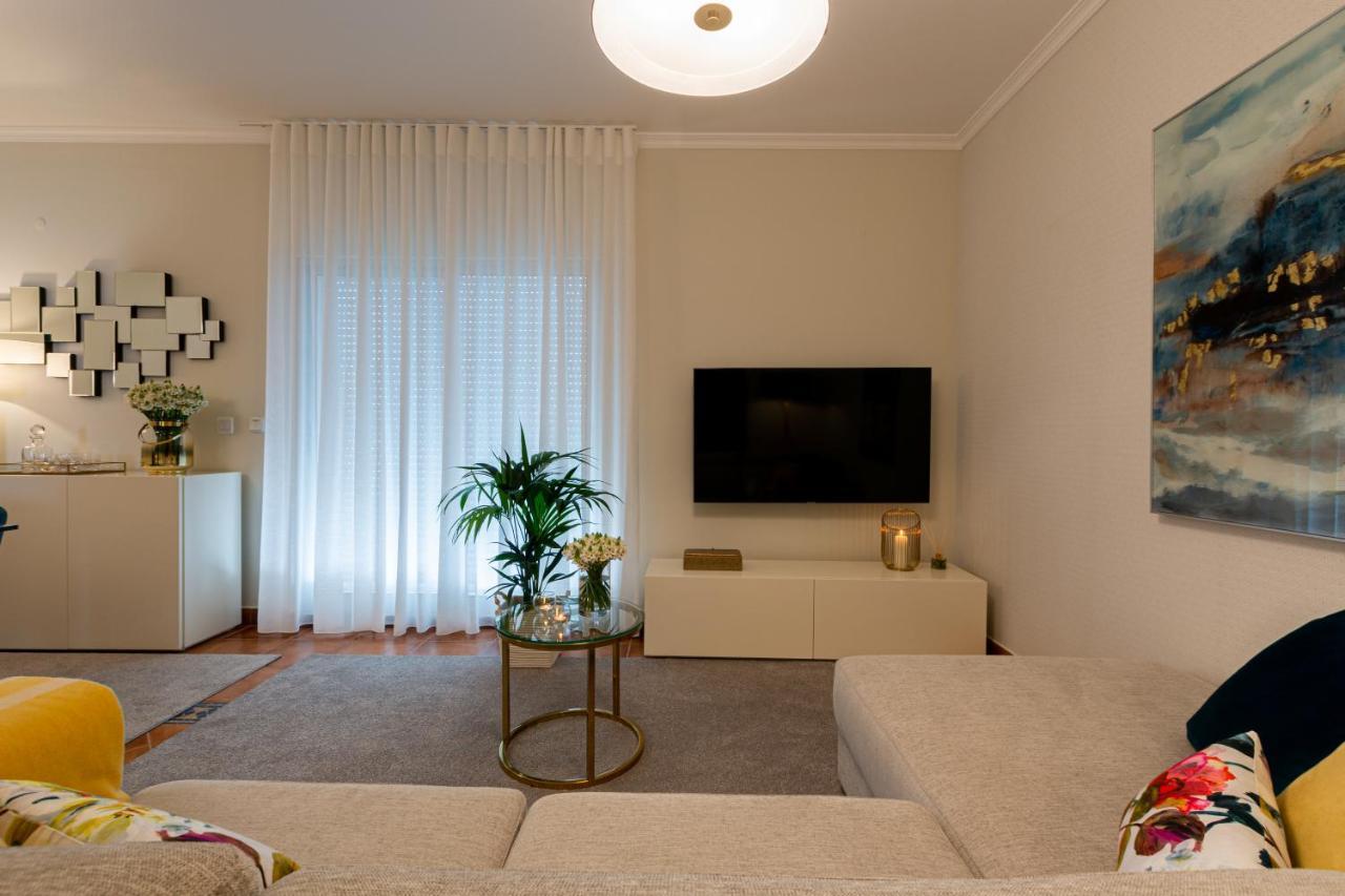 Terrace Apartment ปอนตาเดลกาดา ภายนอก รูปภาพ