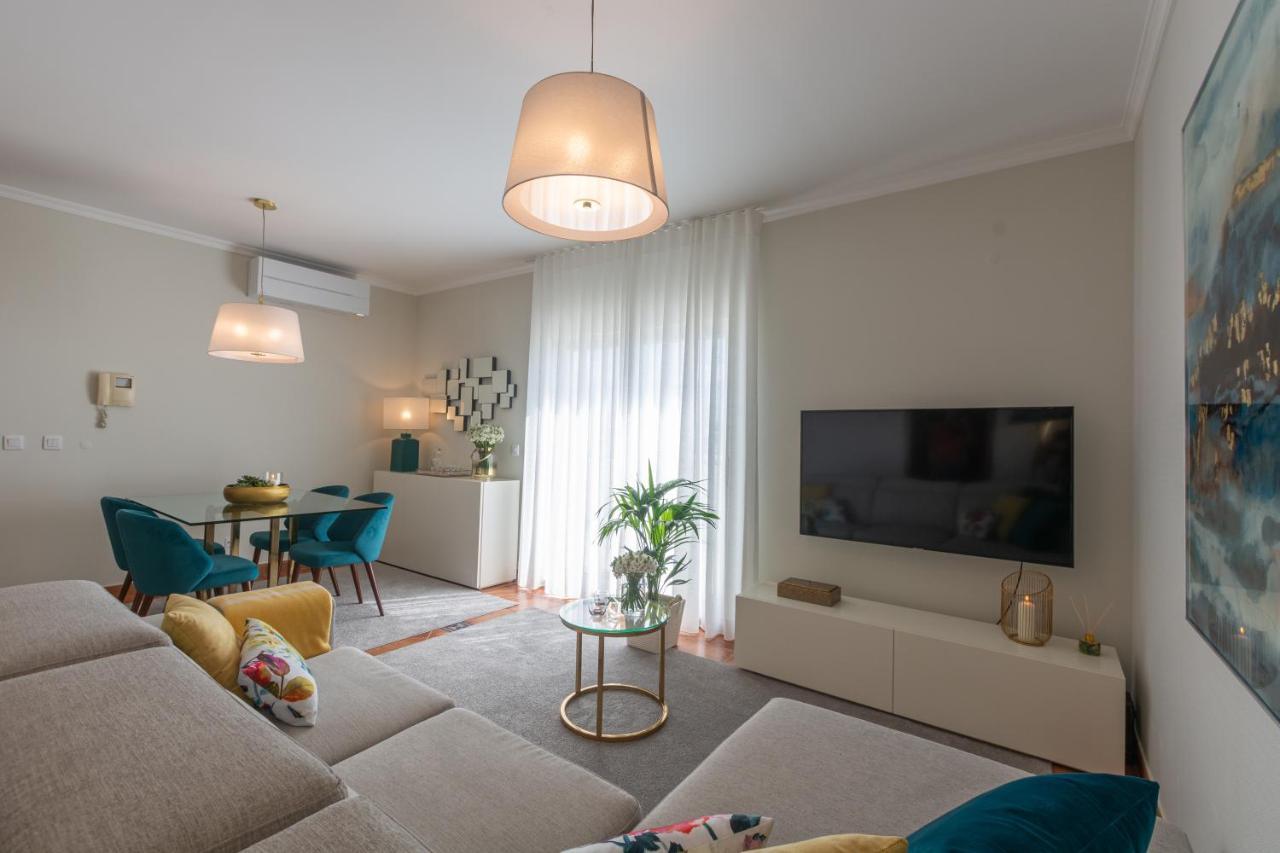 Terrace Apartment ปอนตาเดลกาดา ภายนอก รูปภาพ