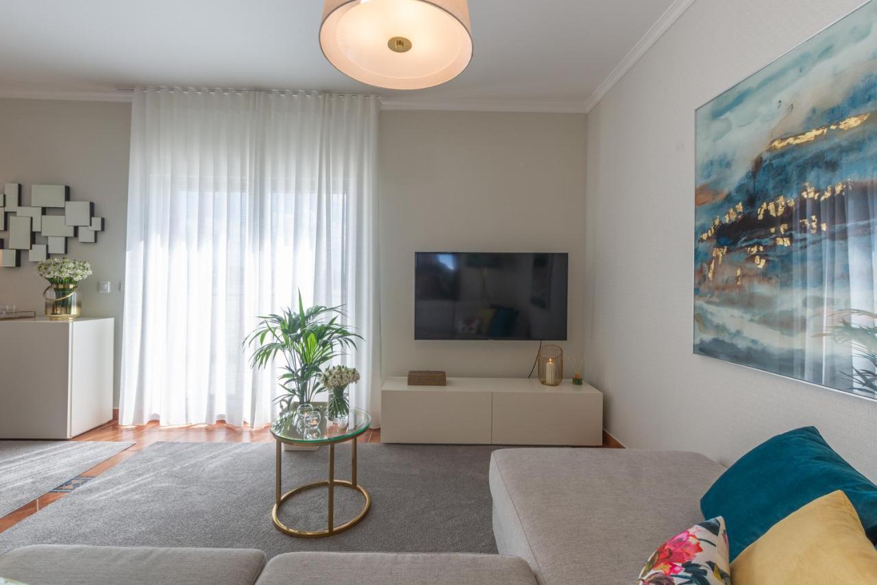 Terrace Apartment ปอนตาเดลกาดา ภายนอก รูปภาพ