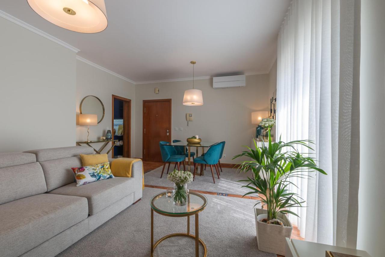Terrace Apartment ปอนตาเดลกาดา ภายนอก รูปภาพ